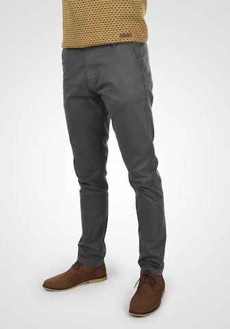 INDICODE JEANS Chinohose 'Penefal' in Grau: front