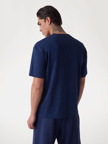 GUESS T-Shirt in Blau