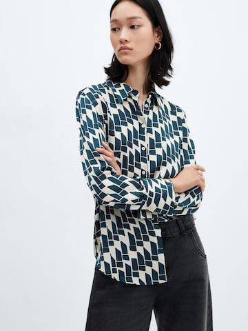 MANGO Blouse 'IDEALE' in Blauw: voorkant