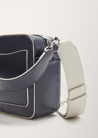 s.Oliver Crossbody Bag in Blue