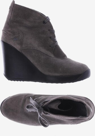 LACOSTE Dress Boots in 38 in Grey: front