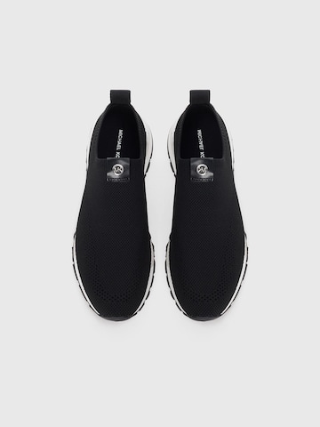 MICHAEL Michael Kors Slip-on obuv 'NOVA' - Čierna