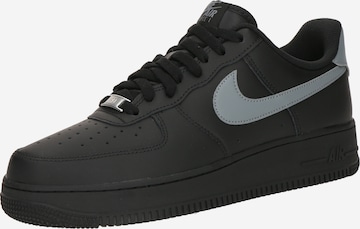 Nike Sportswear Низкие кроссовки 'Air Force 1 '07' в Черный: спереди