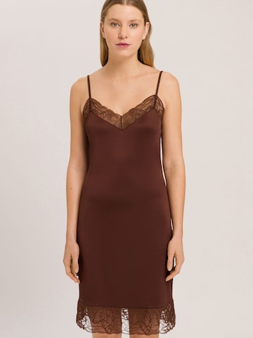 Hanro Negligee ' Elia ' in Brown: front