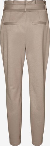 VERO MODA Tapered Pleat-front trousers 'LUCCA' in Beige