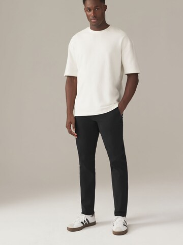 Next Slimfit Chinobyxa i grå