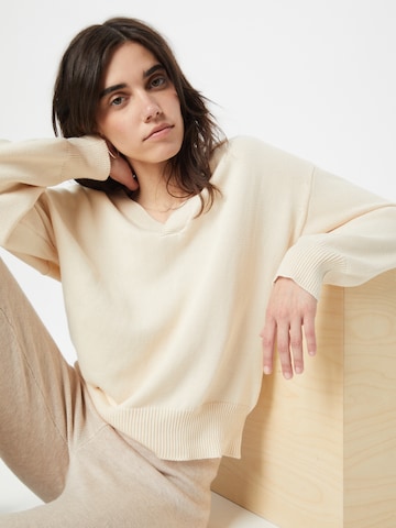 MELAWEAR Pullover i beige