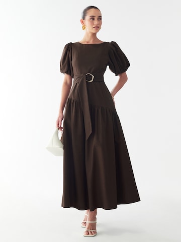 Willa Kleid 'Elona' in Braun: Vorderseite