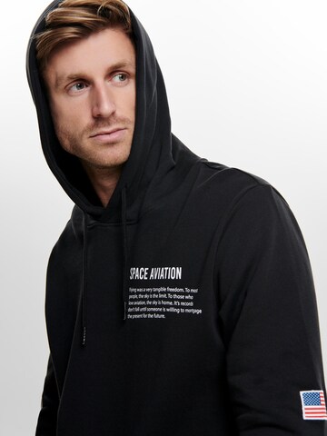 Only & Sons - Sweatshirt 'Space' em preto