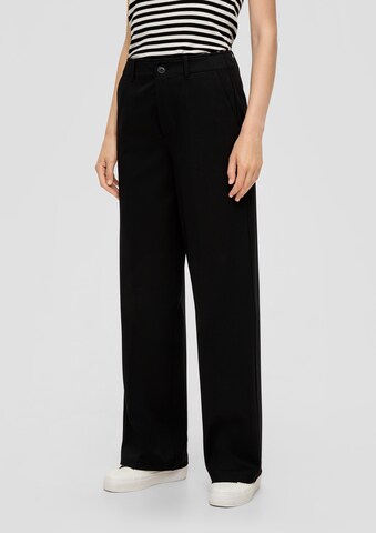 s.Oliver Wide leg Pleat-Front Pants in Black: front