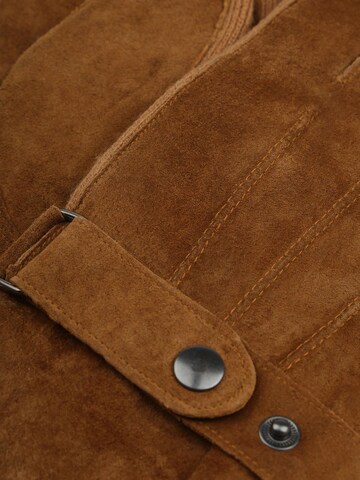 Suitable Full Finger Gloves in Brown