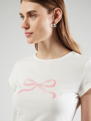 Tricou 'Emelie' de la STUDIO SELECT pe alb