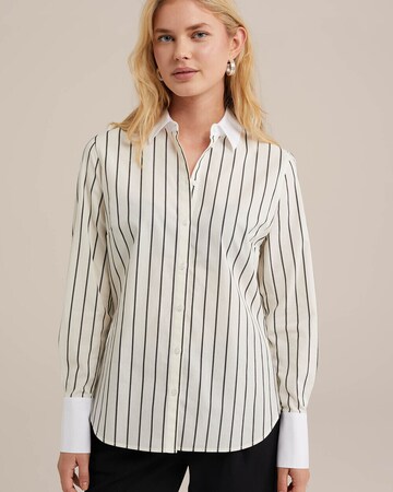 WE Fashion Blouse in White: front