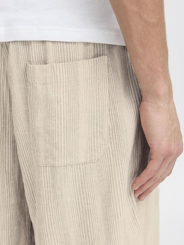 !Solid Regular Shorts 'SDLiam' in Grün