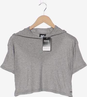 Ivy Park Top & Shirt in S in Grey: front