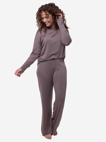 Mey Pajama 'Pure Chic' in Brown