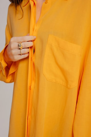 A LOT LESS Blouse 'Thea' in Orange