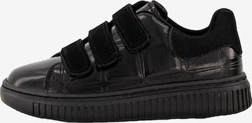 Prestije Sneakers in Black: front