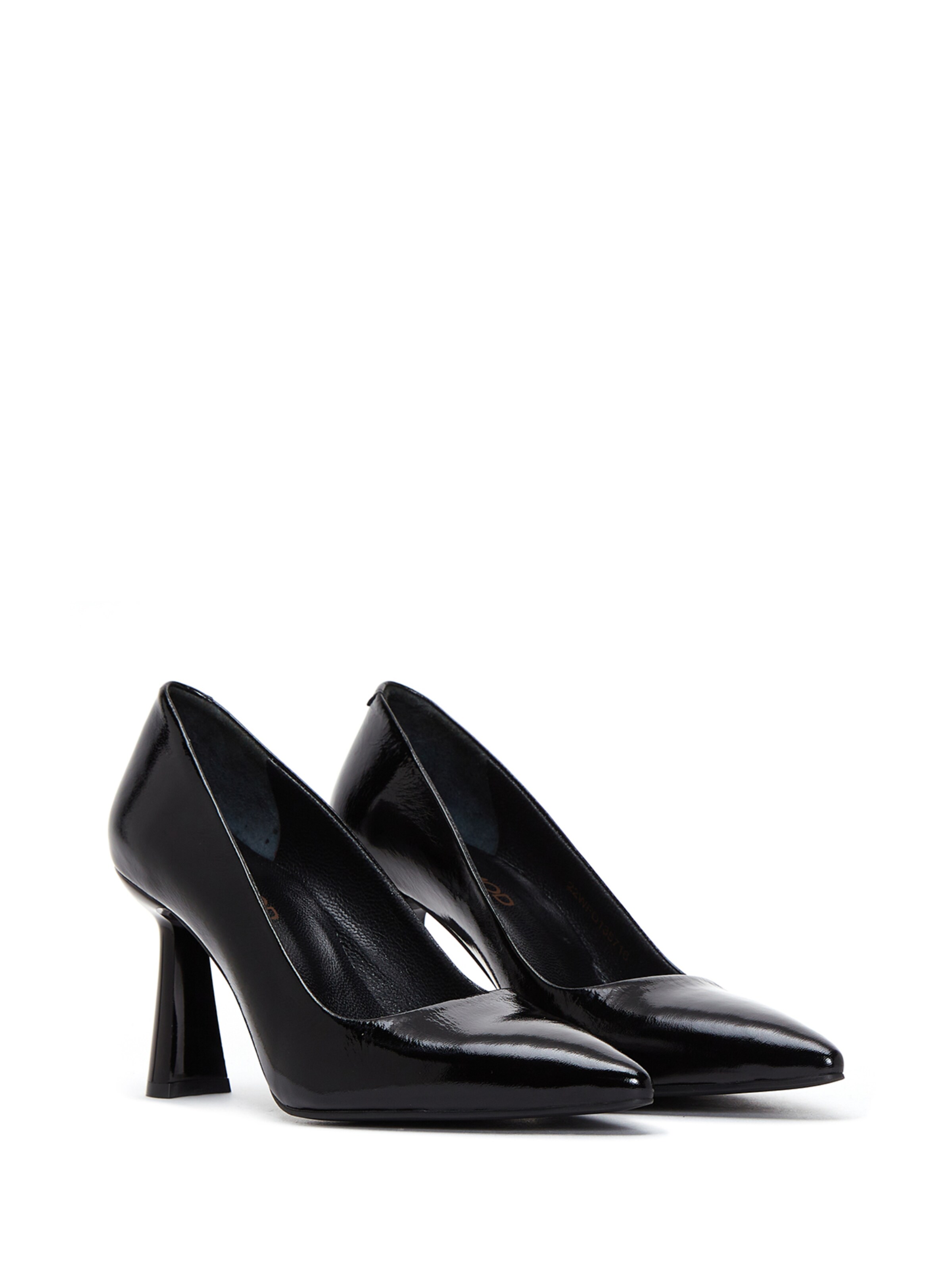 Derimod Pumps in Black