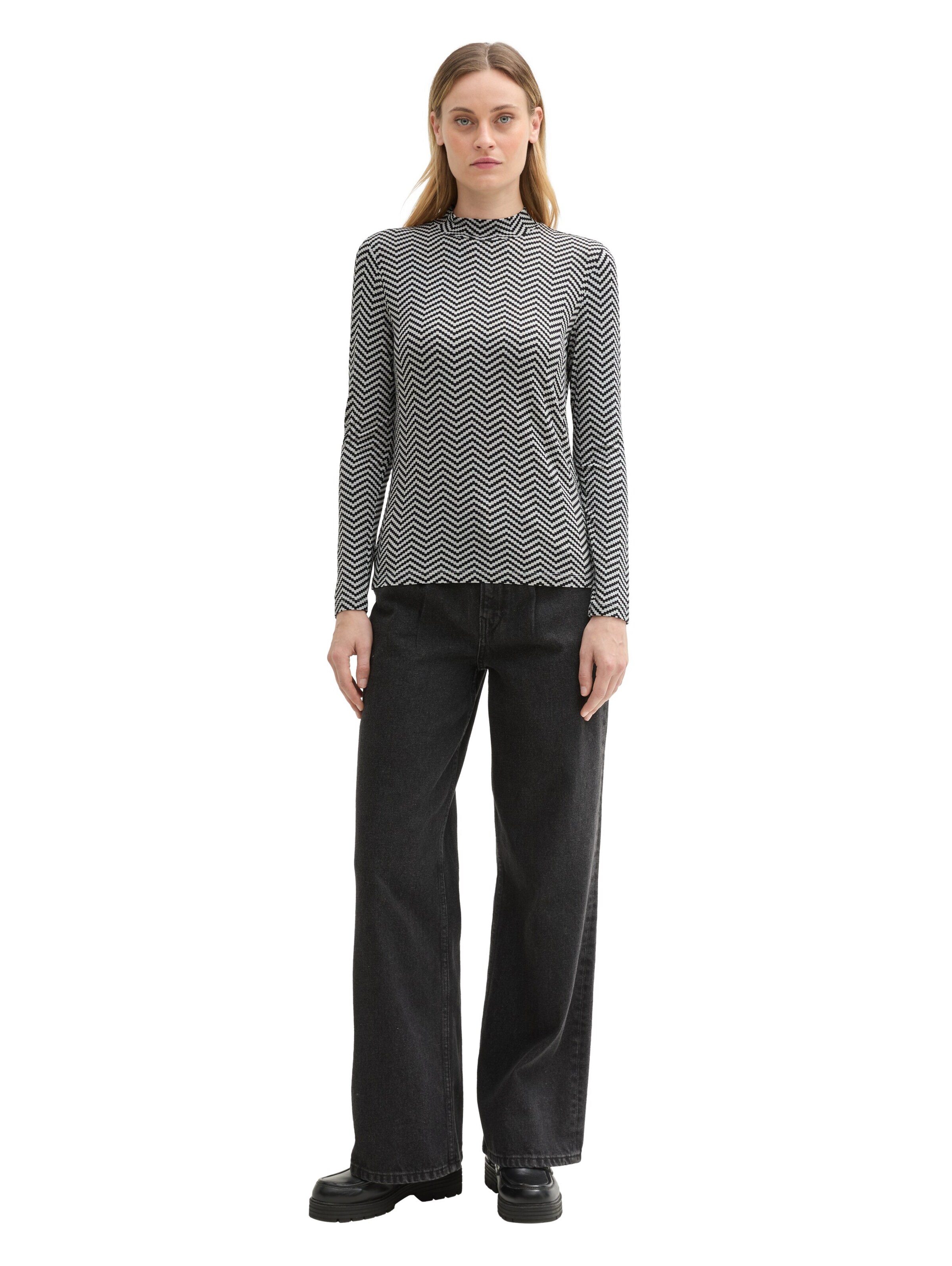 Tricou de la TOM TAILOR pe negru