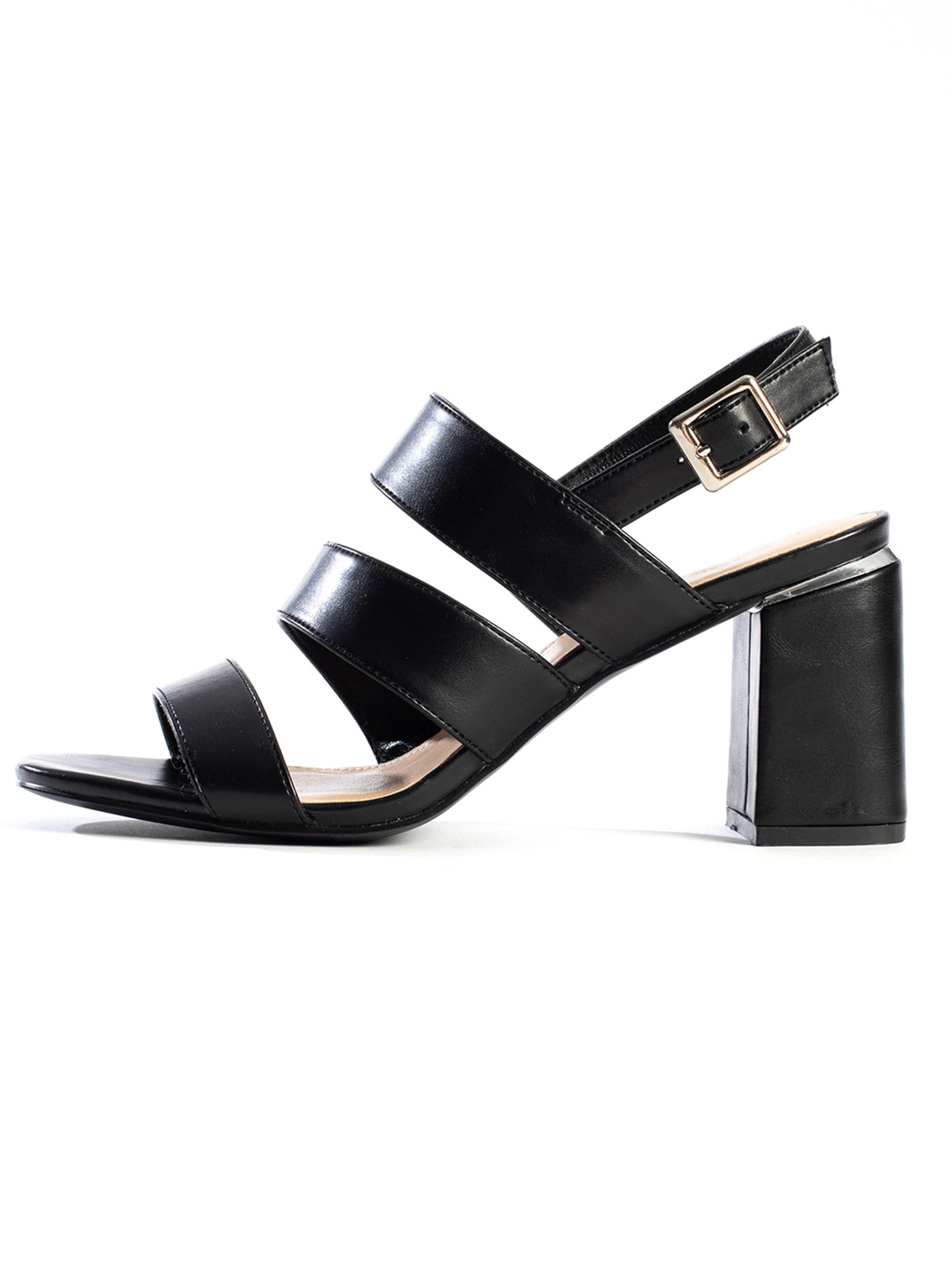 Celena - Sandálias com tiras 'Charis' em preto: frente