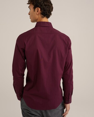 WE Fashion - Ajuste estrecho Camisa en rojo