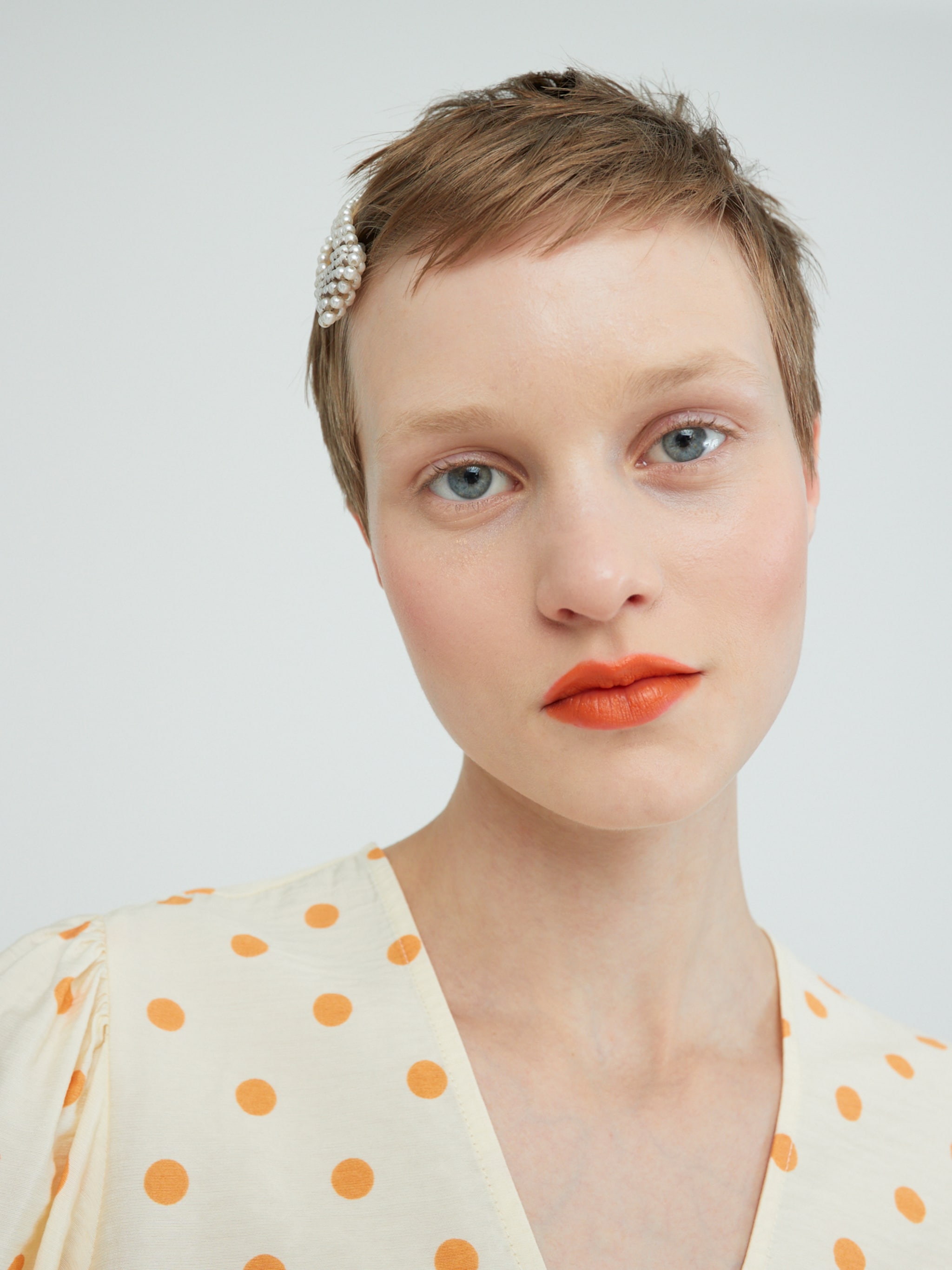 EDITED Producten Blouse 'Belli' Lichtbeige