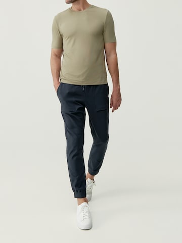 T-Shirt fonctionnel ' Nadym ' Born Living Yoga en beige