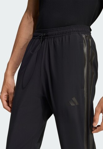 Coupe slim Pantalon de sport 'House Of Tiro' ADIDAS SPORTSWEAR en noir