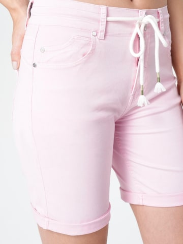 M.O.D MIRACLE OF DENIM - regular Pantalón en rosa
