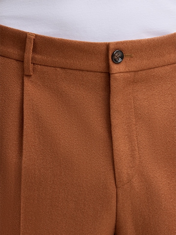 Regular Pantalon à pince 'Tomeo' STRELLSON en marron