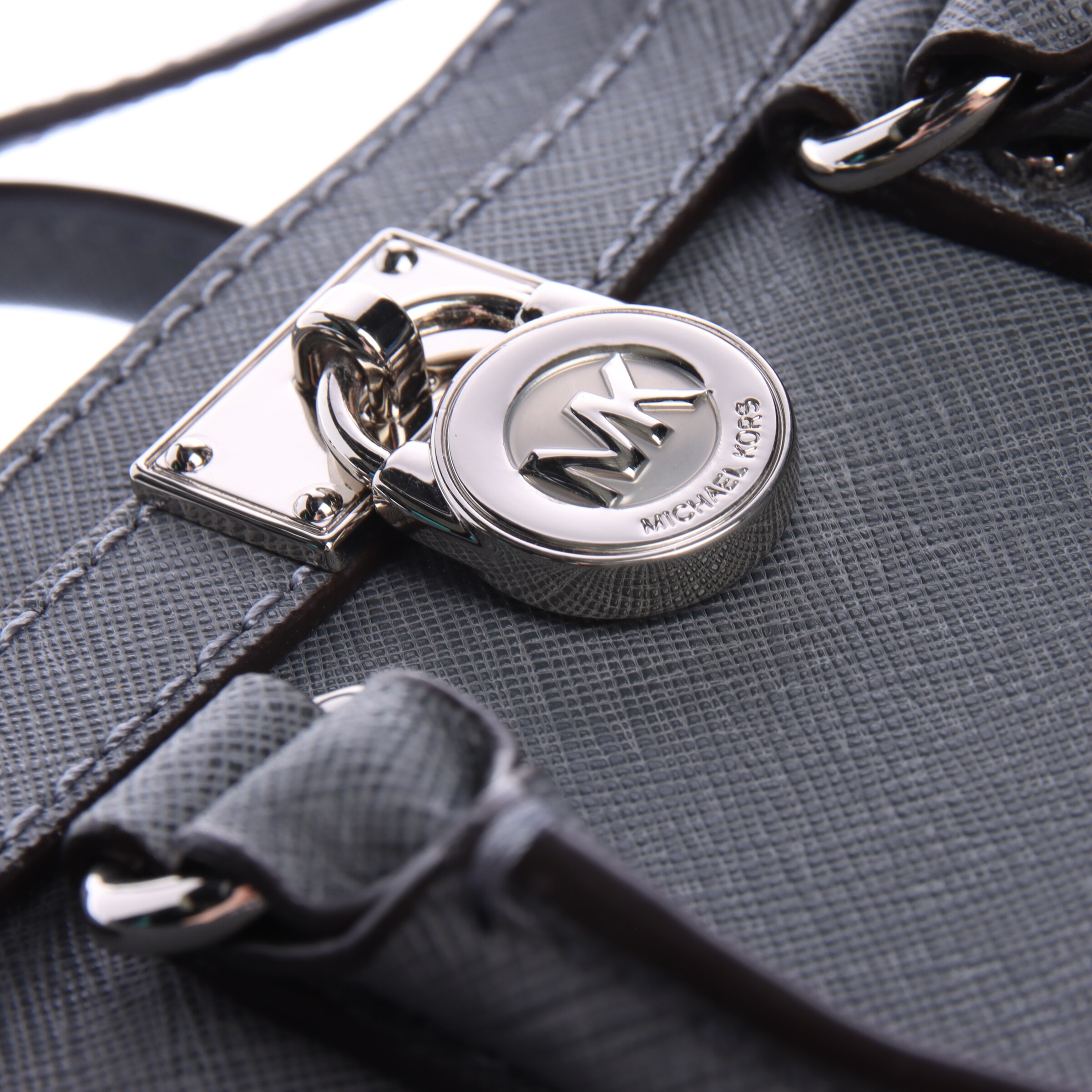 Michael Kors Bag in One size in Grey