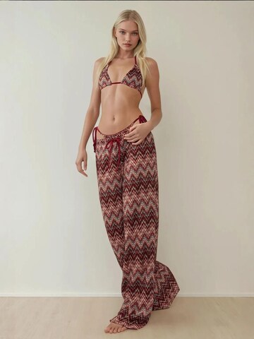 Hiccup - Perna larga Calças em vermelho