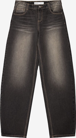Jean Bershka en noir : devant