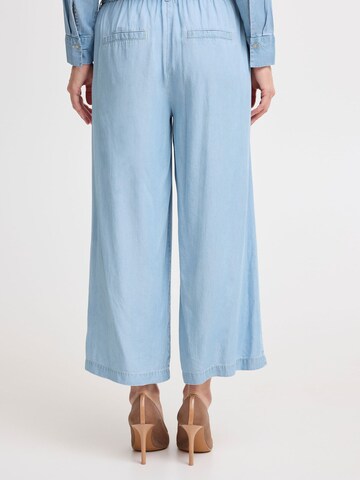 Wide leg Pantaloni ' BYKOSMO CROP PANTS ' di b.young in blu