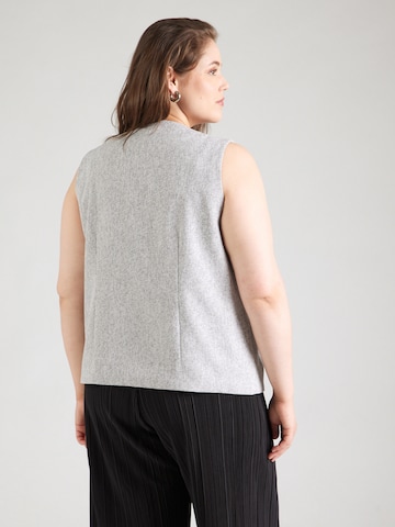Gilet 'VMCTAMMI' di Vero Moda Curve in bianco