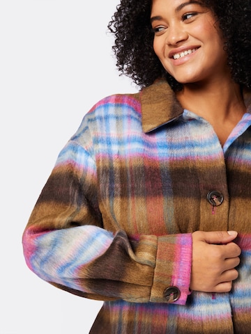 ONLY Carmakoma Between-Season Jacket 'Denise' in Mixed colors