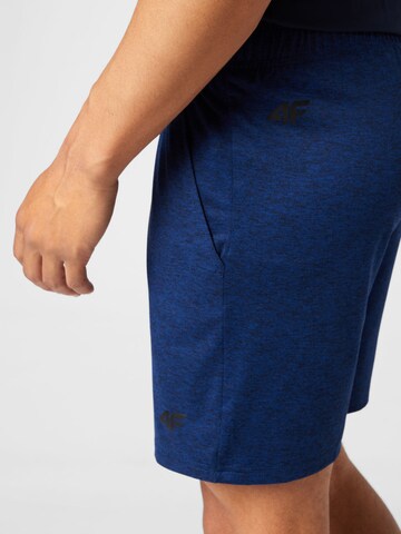 Regular Pantalon de sport 4F en bleu