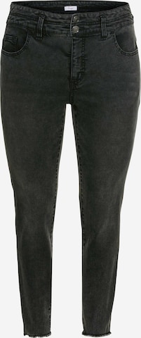 SHEEGO Skinny Jeans in Black: front