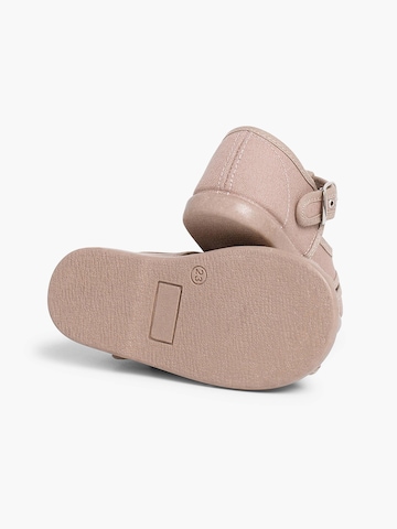Pisamonas First-step shoe in Brown