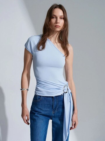 Maglietta di Dilvin in blu
