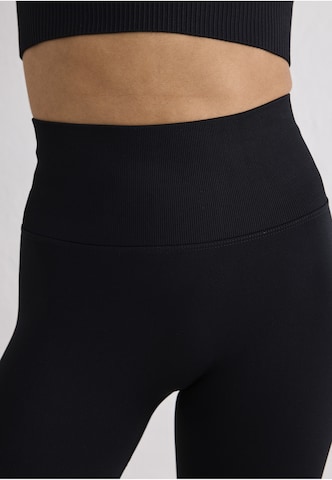 Aim'n Skinny Sporthose in Schwarz