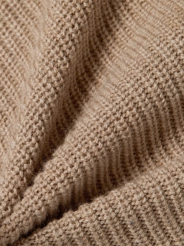 Marie Lund Pullover in Beige