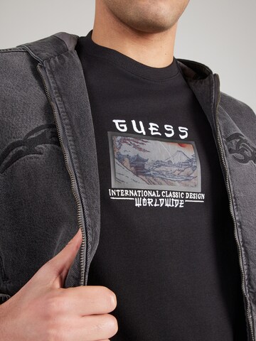 GUESS Tričko 'JAPAN SMALL LANDSCAPE' - Čierna