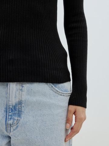 EDITED Sweater 'Umbrielle' in Black