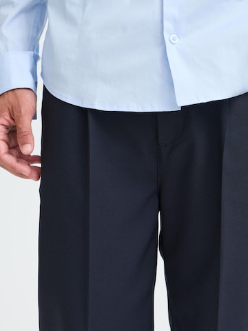 Casual Friday Zwężany krój Chinosy 'Marc' w kolorze niebieski