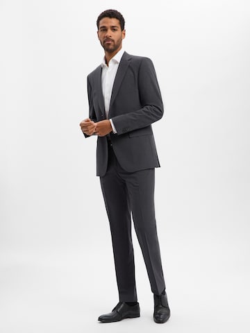Regular Pantalon à plis 'Leon' BOSS en gris