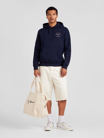 TOMMY HILFIGER Sweatshirt i blå