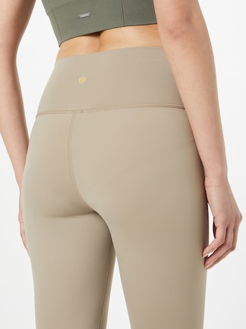 Skinny Pantaloni sportivi 'Gaby' di Athlecia in grigio