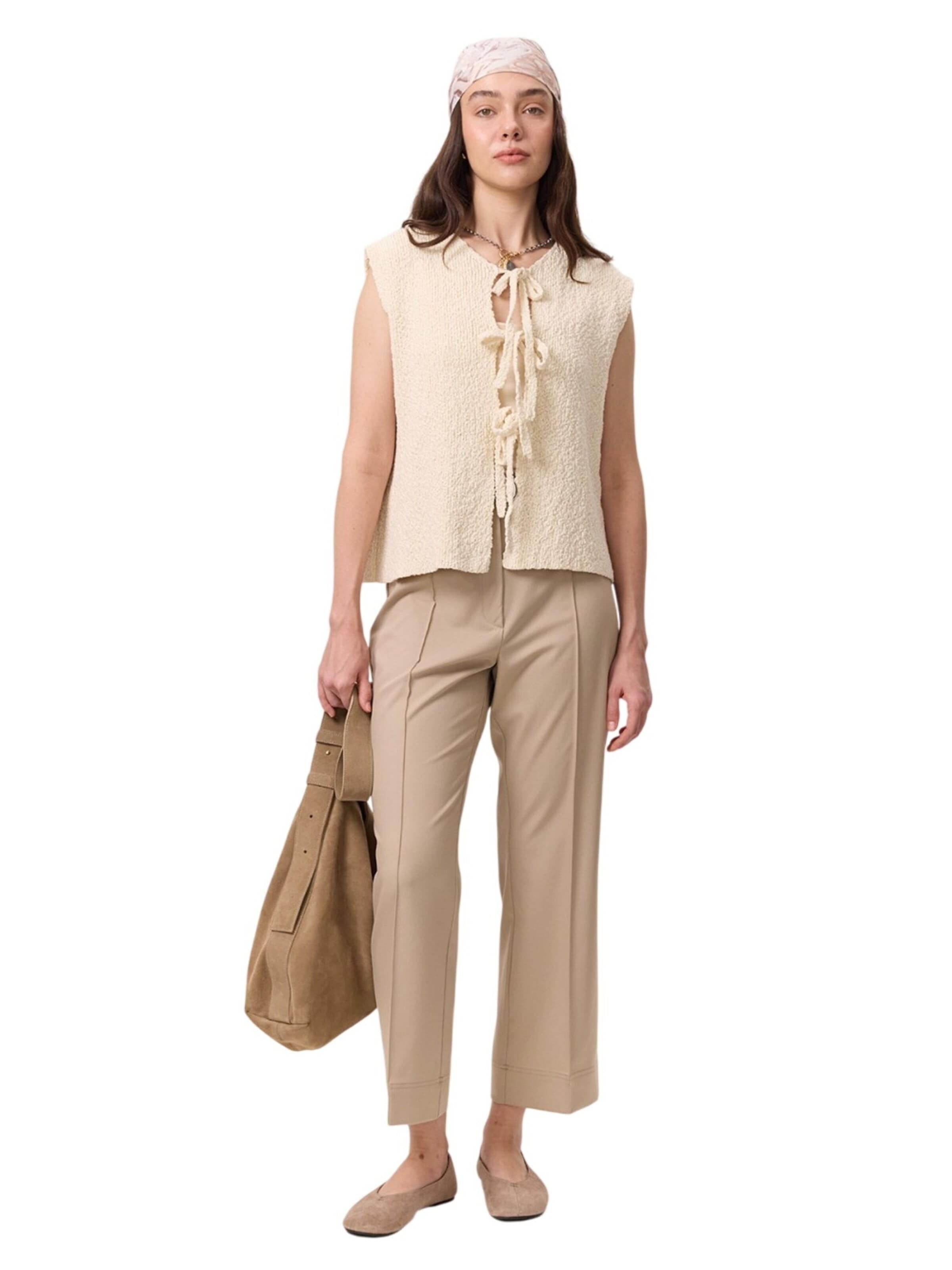 MANUKA Regular Trousers in Grey